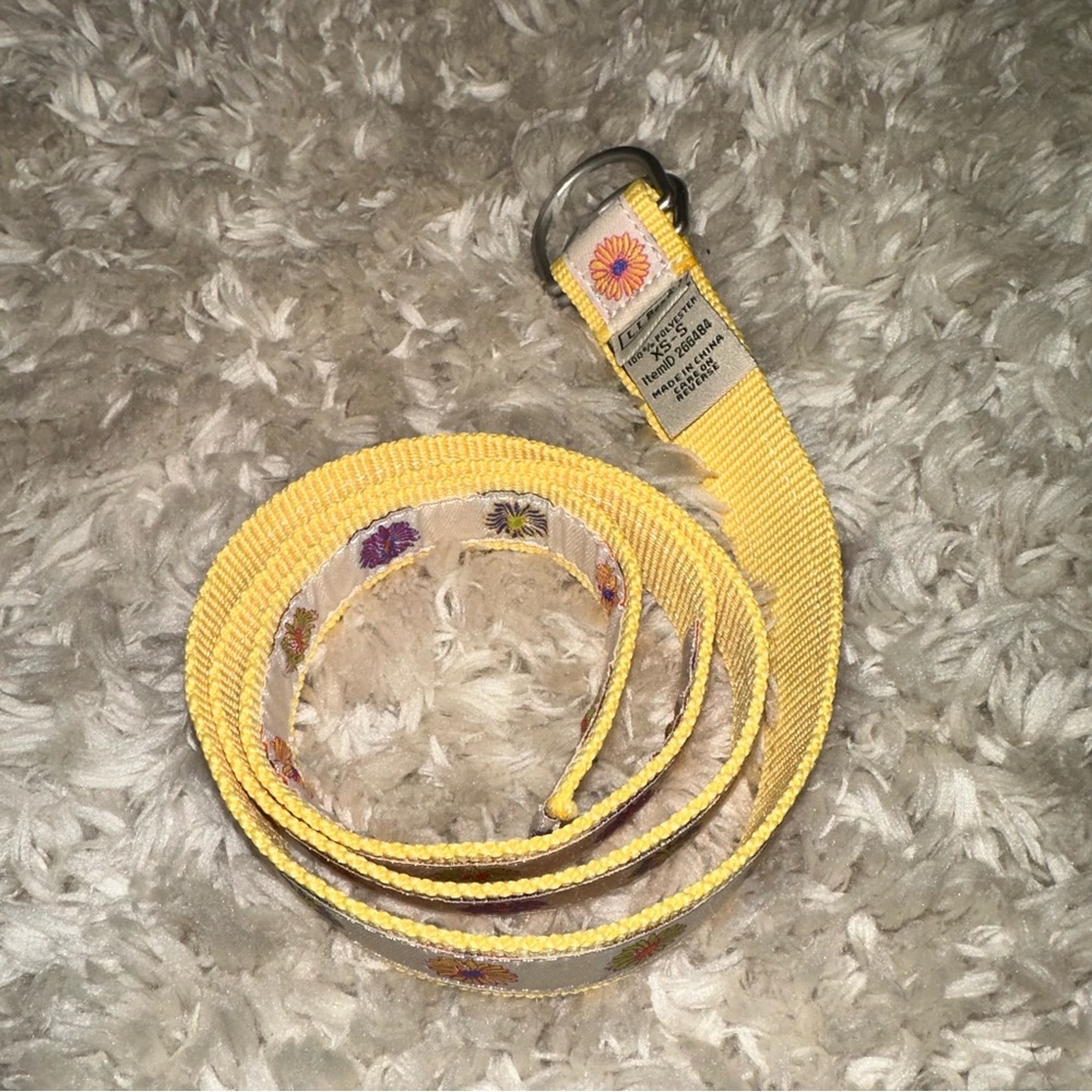 LL Bean womens size Small yellow floral nylon belt